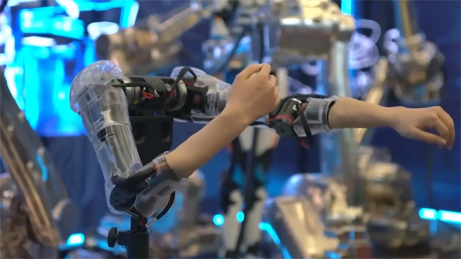 纪录片中国的机器人正在接管世界机器人展会视频素材