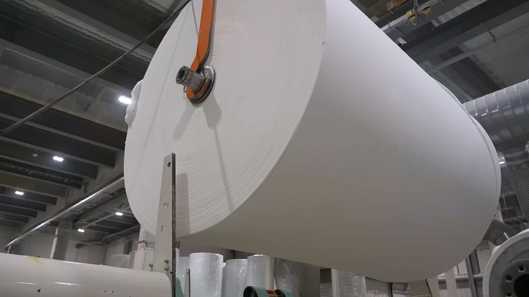 纸巾视频素材卫生纸生产车间工厂视频4K